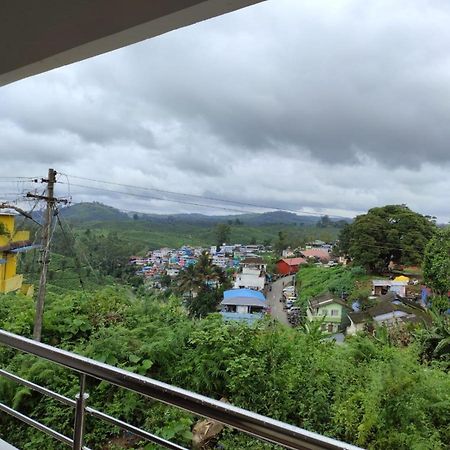 Sabari Residency Hotel วัลปาไร ภายนอก รูปภาพ