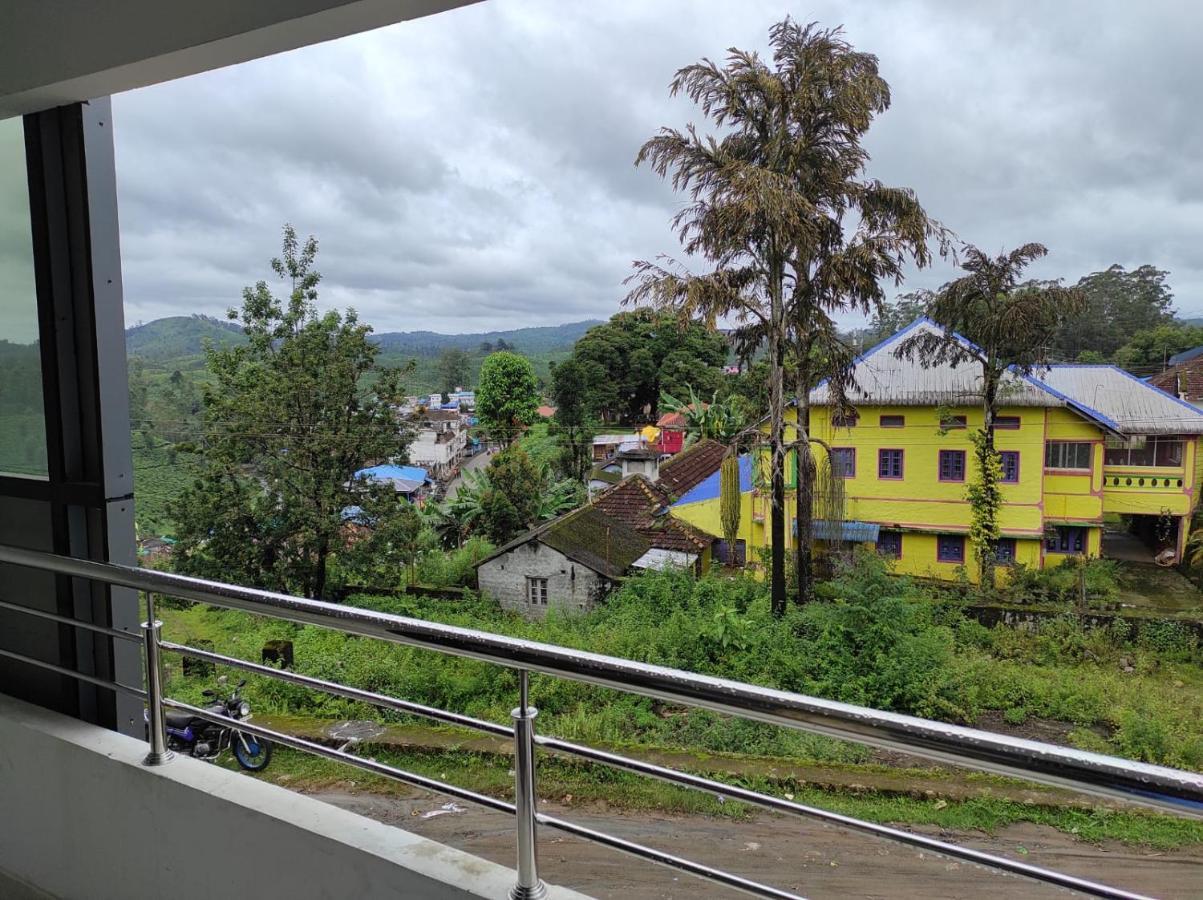 Sabari Residency Hotel วัลปาไร ภายนอก รูปภาพ